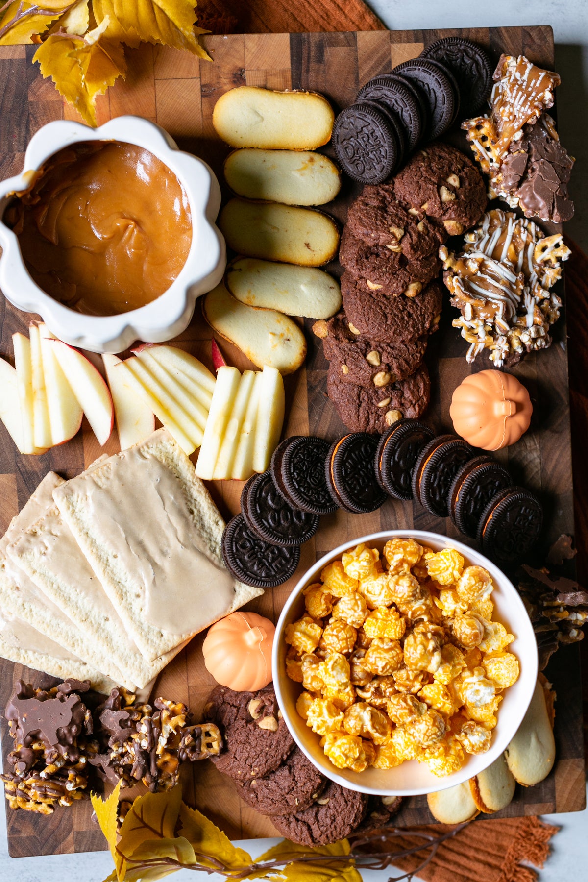 Cozy Fall Treat Board – Chalkfulloflove