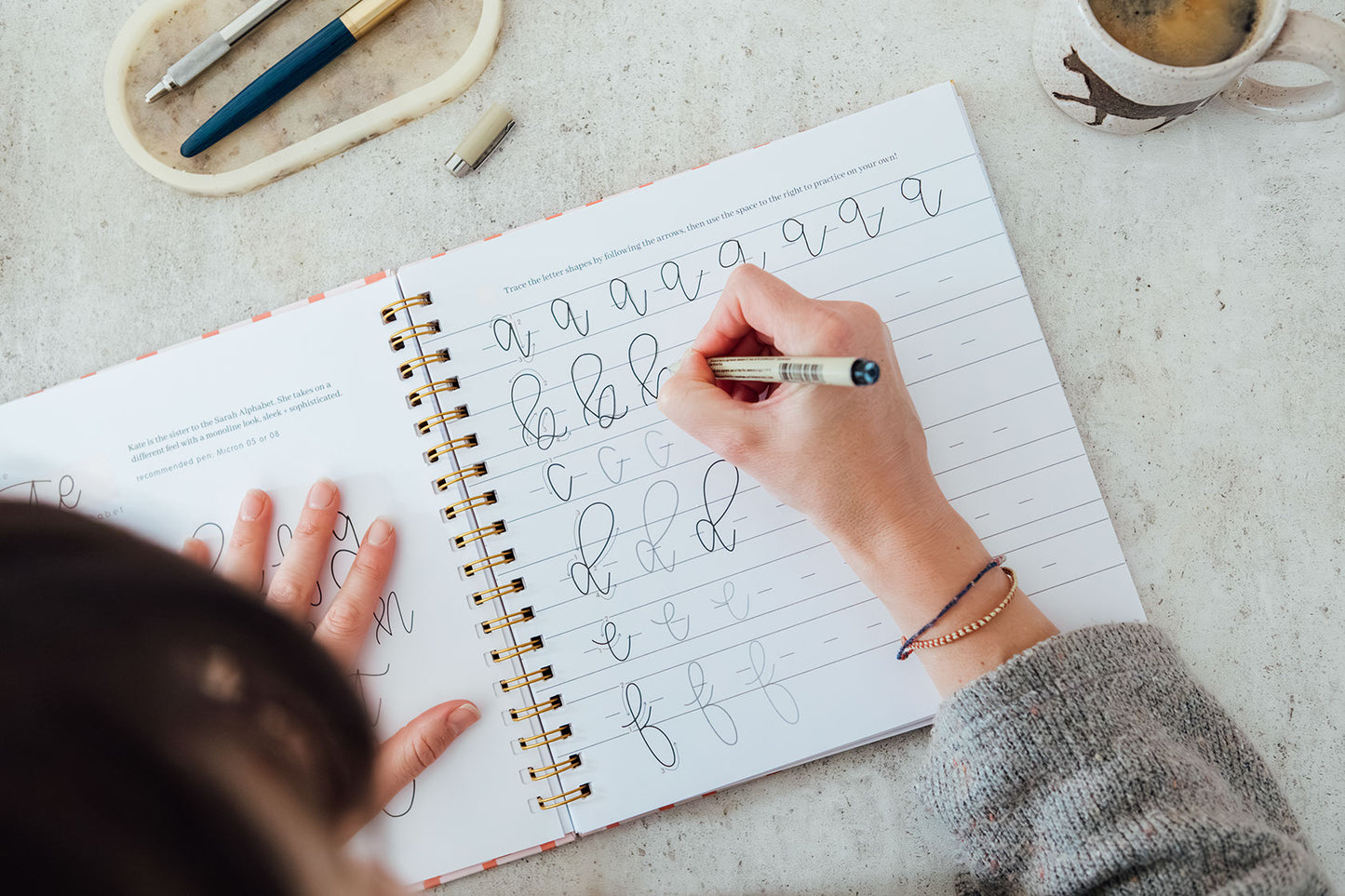 Modern Calligraphy - Hand Lettering Book