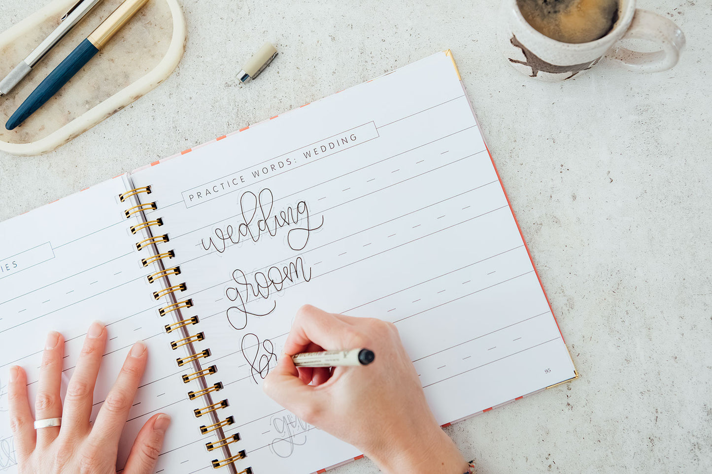 Modern Calligraphy - Hand Lettering Book