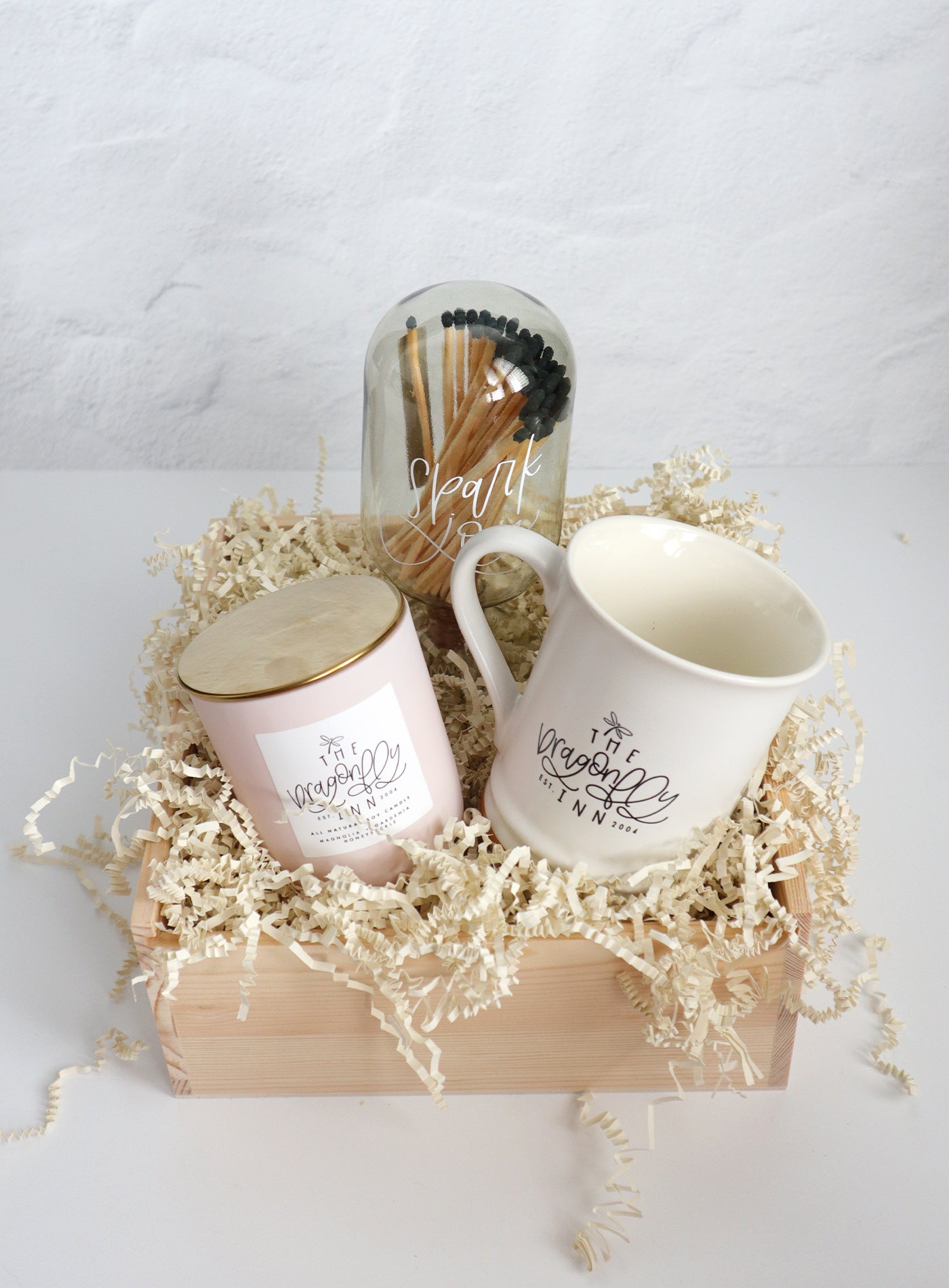 Dragonfly Inn Gift Box